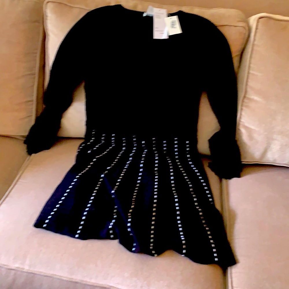 Brand new elegant knit dress from Bloomingdales -L